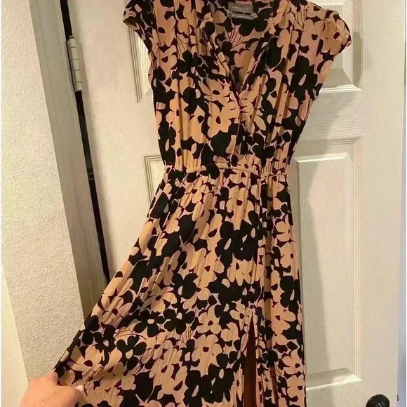 Urban outfitters‎ Womens midi pullover dress cap sleeve black tan xs Tempo Crepe - Picture 1 of 15
